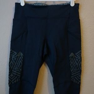 Lululemon Stash It Crop